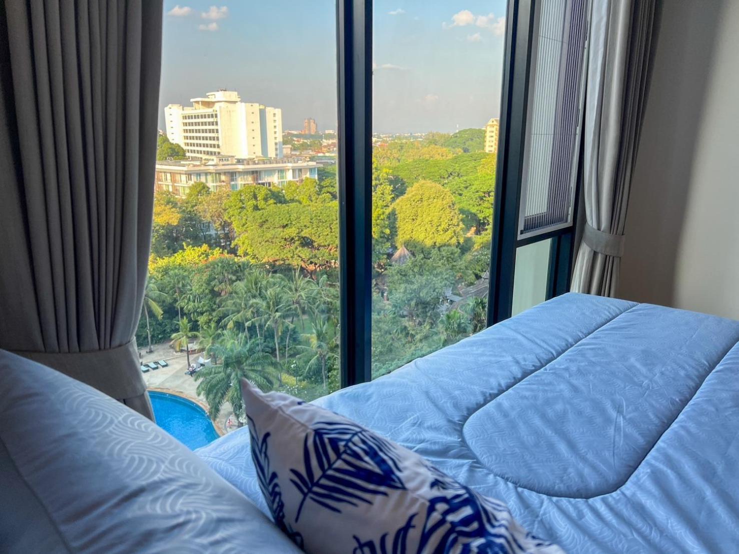 The Astra Luxury Condo In Town Chiang Mai Exteriör bild
