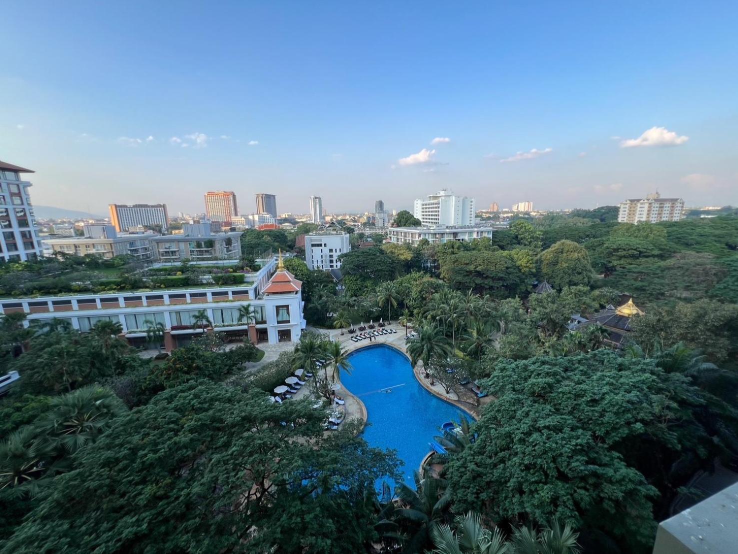The Astra Luxury Condo In Town Chiang Mai Exteriör bild
