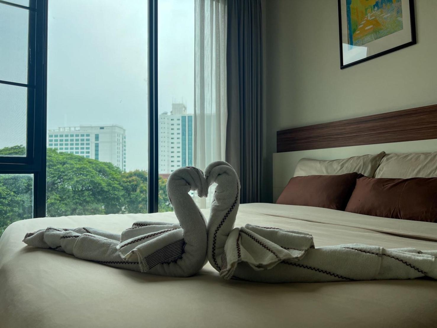 The Astra Luxury Condo In Town Chiang Mai Exteriör bild
